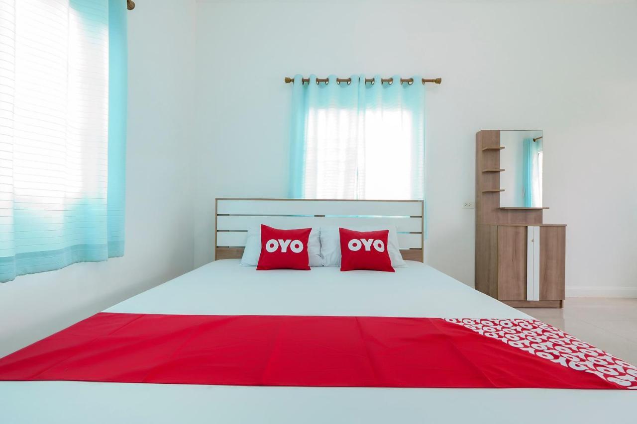 Oyo 75339 Full Frame Resort Kanchanaburi Buitenkant foto