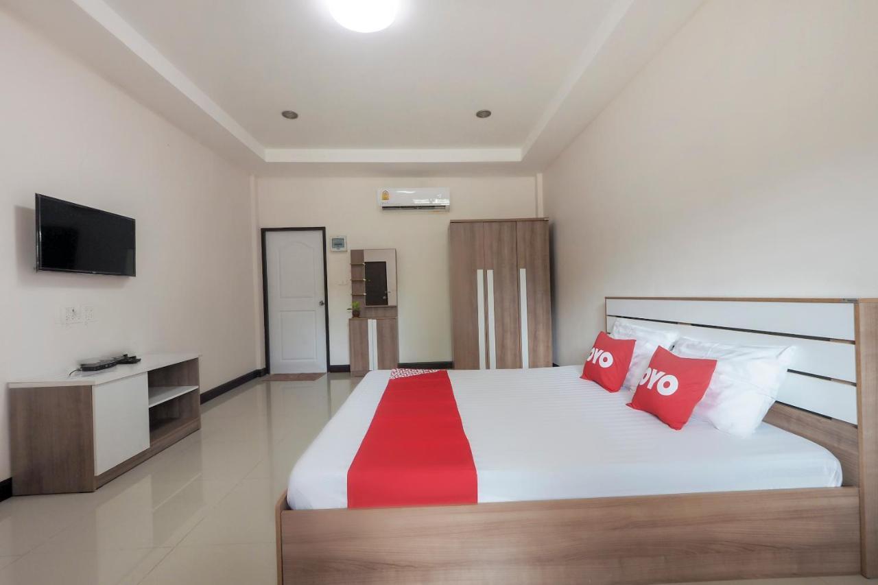 Oyo 75339 Full Frame Resort Kanchanaburi Buitenkant foto
